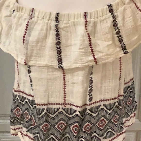 Woman’s peasant blouse - Picture 5 of 6